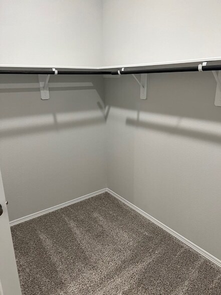 Building Photo - 10722 Violet Bloom Dr