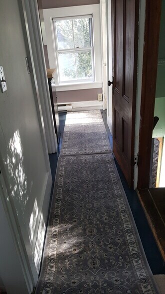 Building Photo - 30 Main St