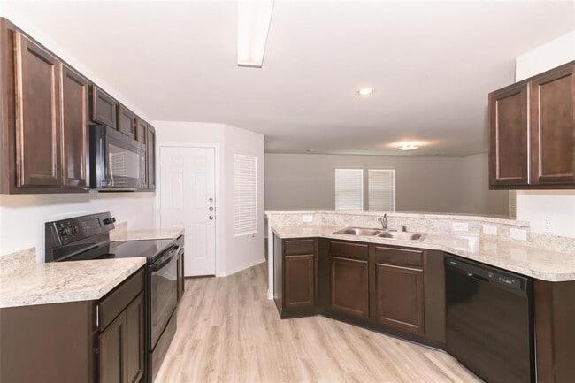 Building Photo - 24415 Volta Gardens Ct