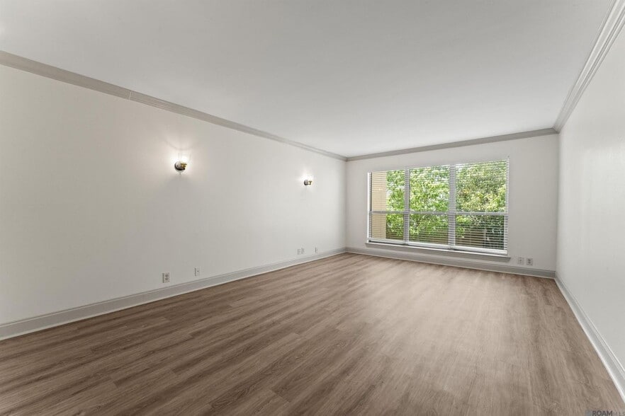 Building Photo - 2045 N 3rd St