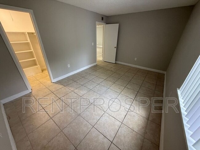 Building Photo - 4149 S Semoran Blvd