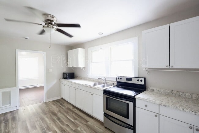 Building Photo - 13003 W Patrick Henry Rd