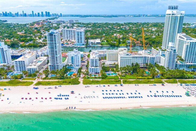 Building Photo - 4301 Collins Ave