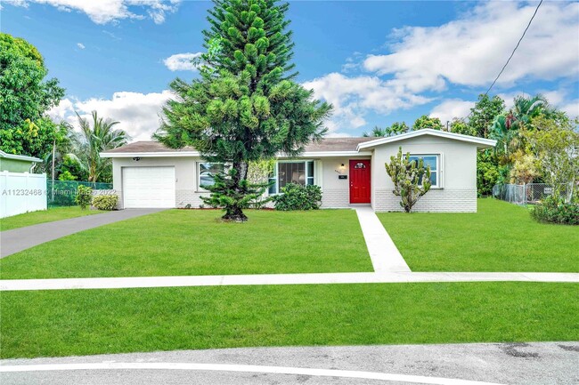 Primary Photo - 3461 NW 26th St