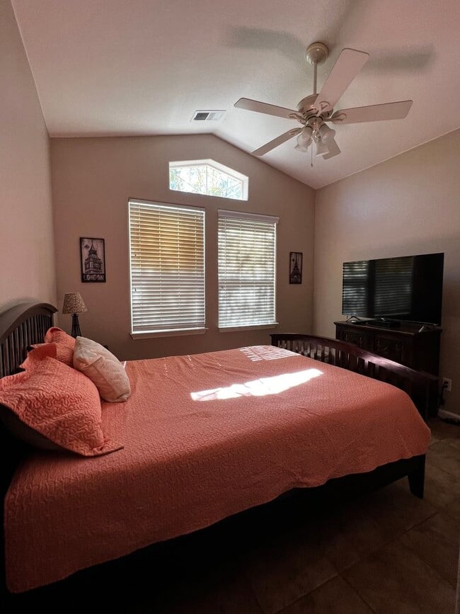 Building Photo - 1142 Harbour Cove Ct