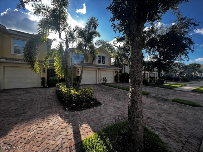 Building Photo - 5705 Mayflower Way