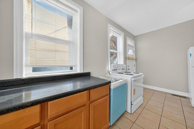 Building Photo - 4102 Nebraska Ave