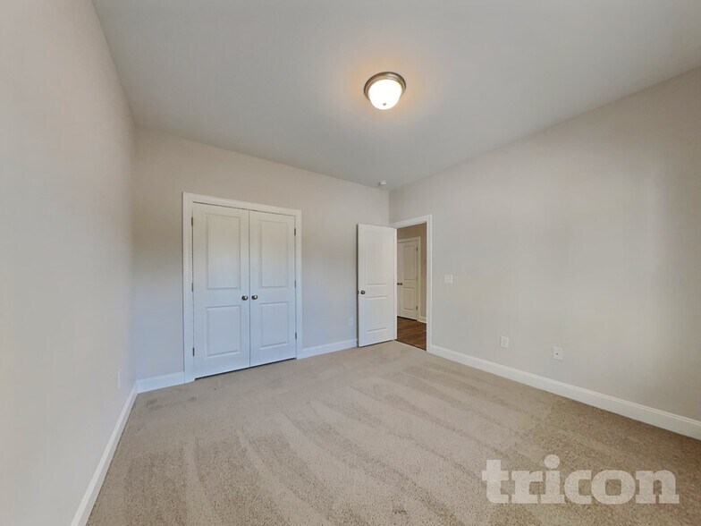 Building Photo - 107 D L Phillips Ln