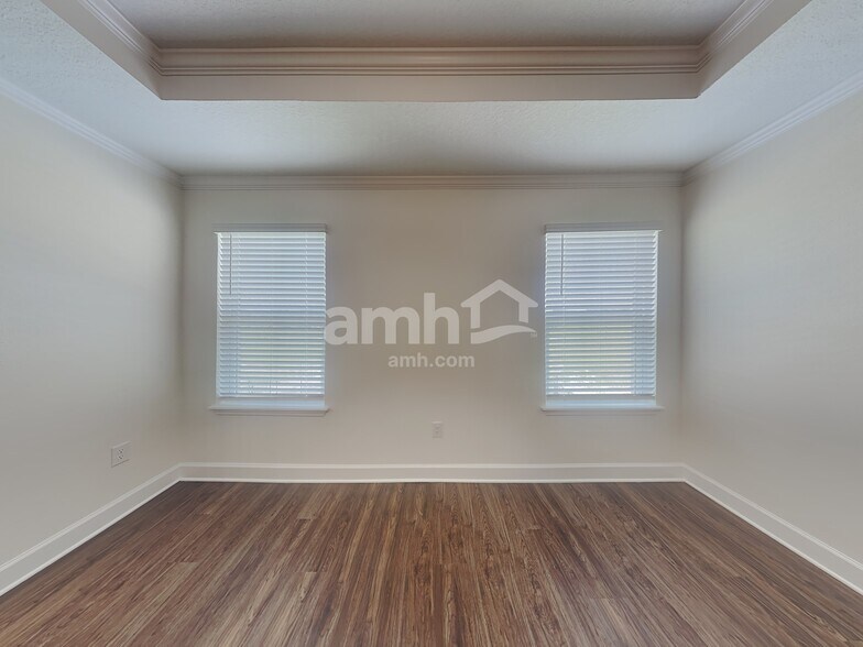 Building Photo - 1030 Walden Pond Dr