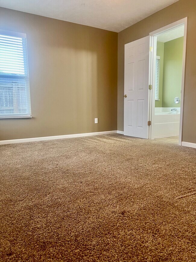 Building Photo - 2118 Erin Lane