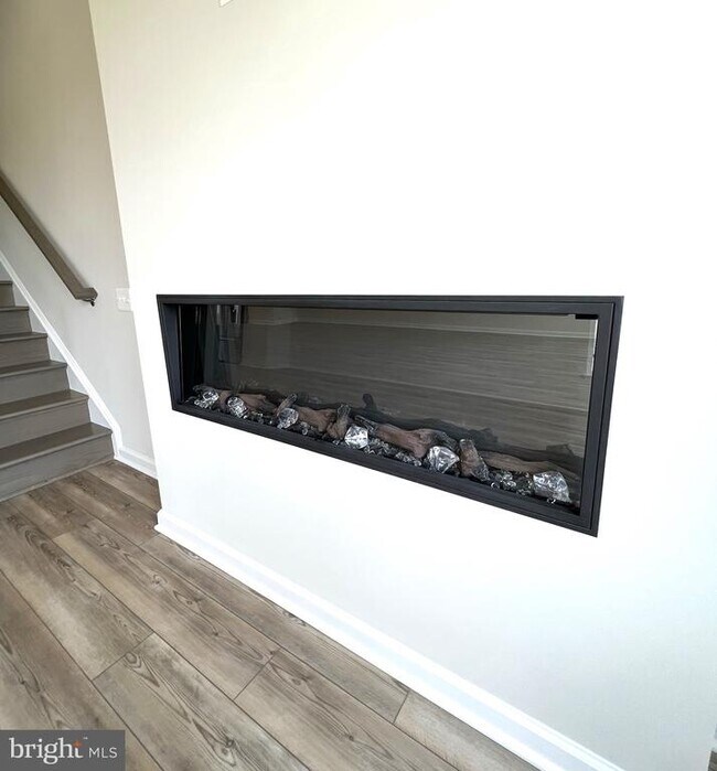 Building Photo - 15139 Jaxton Sq Ln