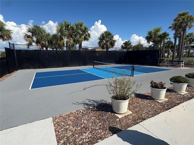 Building Photo - 550 Calico Scallop St