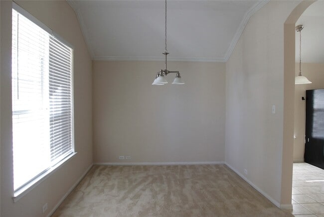 Building Photo - 1722 Lansing Cove Dr