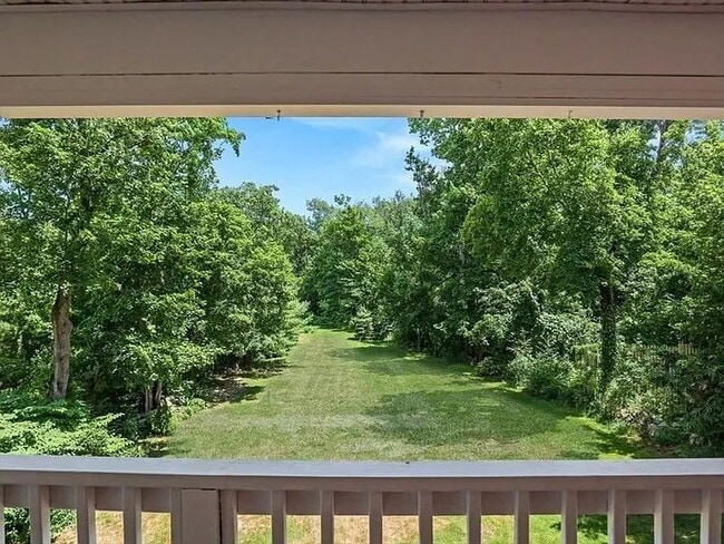 Building Photo - Available April 15th! Spacious 3 BED 1 BATH in Quiet Weymouth neighborhood.