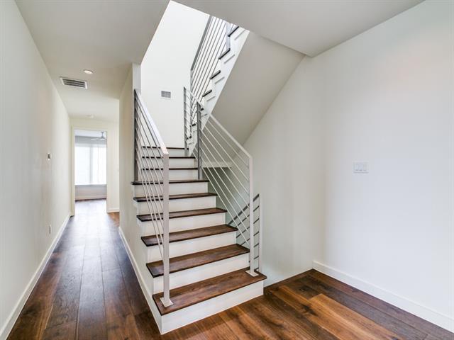 Building Photo - 3583 Dorothy Ave
