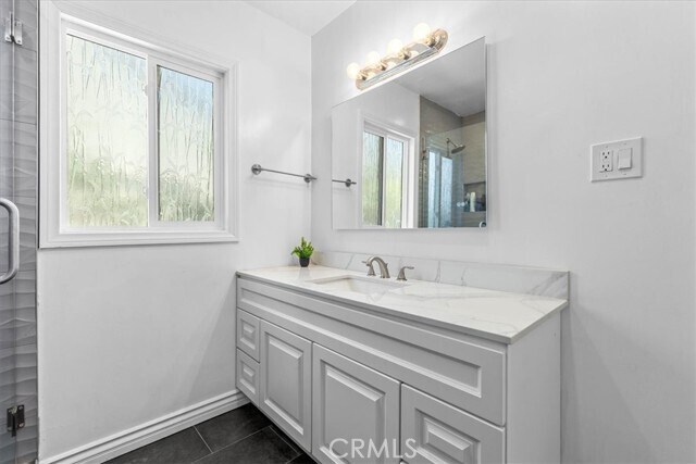 Building Photo - 3633 Lime Ave