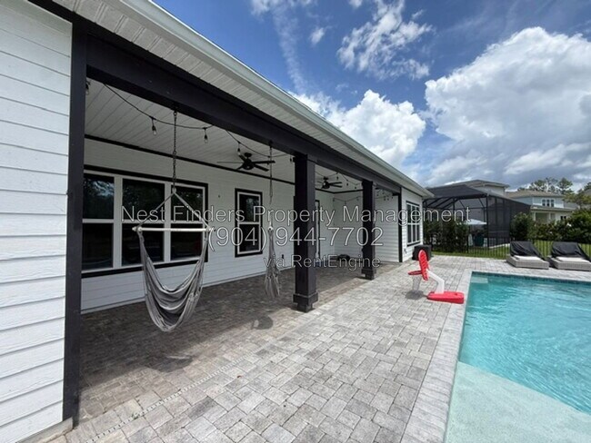 Building Photo - 58 Valley Falls Way