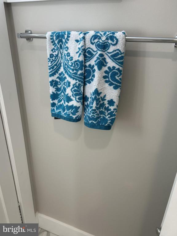 Building Photo - 1516 Hamilton St NW