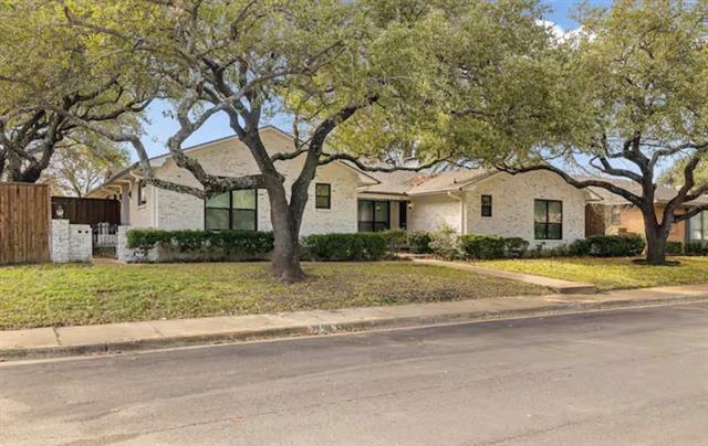 Building Photo - 9005 Villa Park Cir