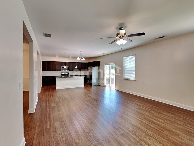 Building Photo - 1327 Weatherbrook Cir