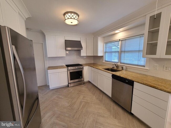 Building Photo - 6 Council Trail