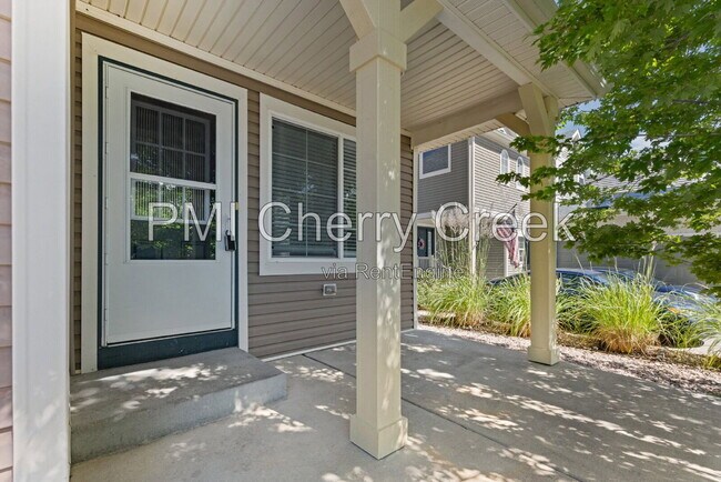 Building Photo - 3627 Starry Night Loop