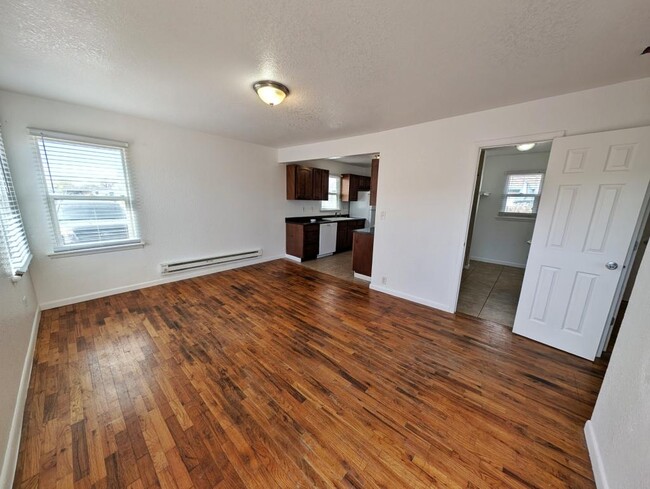 Building Photo - 806 McKinley St