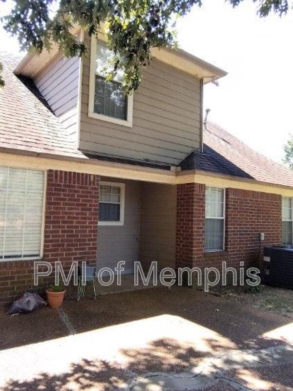 Building Photo - 3067 Woodland Fern Cove