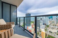 Building Photo - 159 NE 6th St