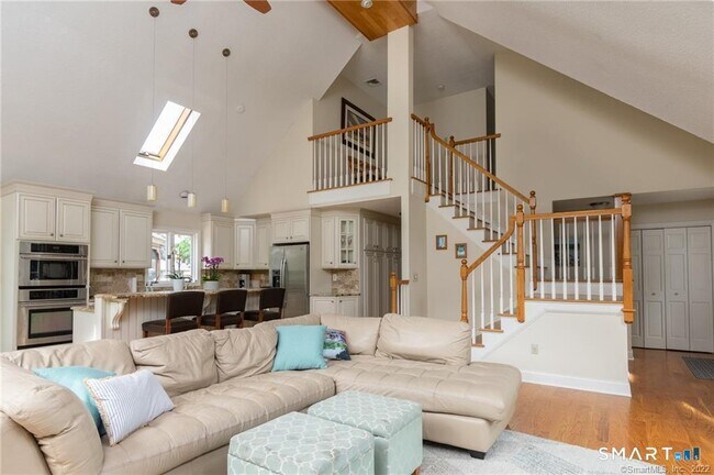 Building Photo - 5 Mariners Way