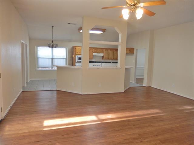 Building Photo - 2717 Creek Valley Dr