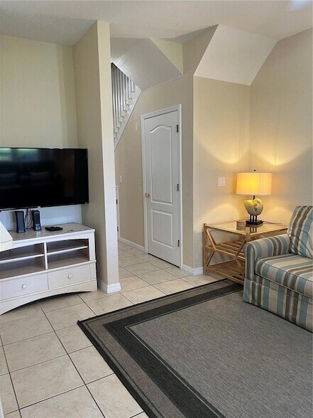 Building Photo - 2459 Caravelle Cir