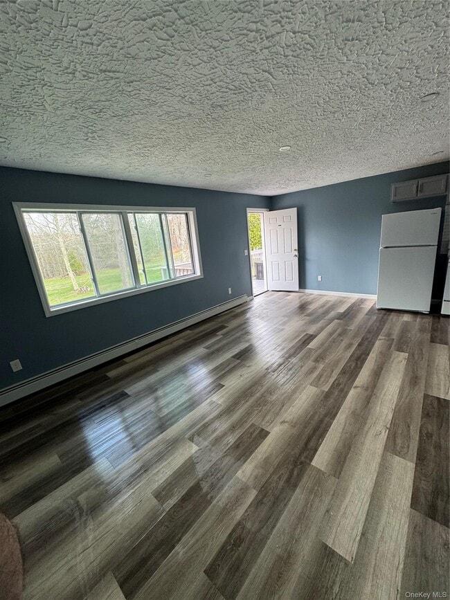 Building Photo - 4927 State Rte 55