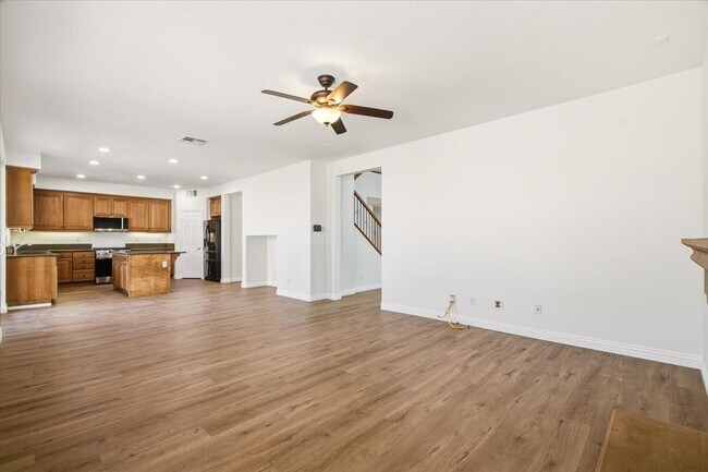 Building Photo - 37559 Durwent Dr