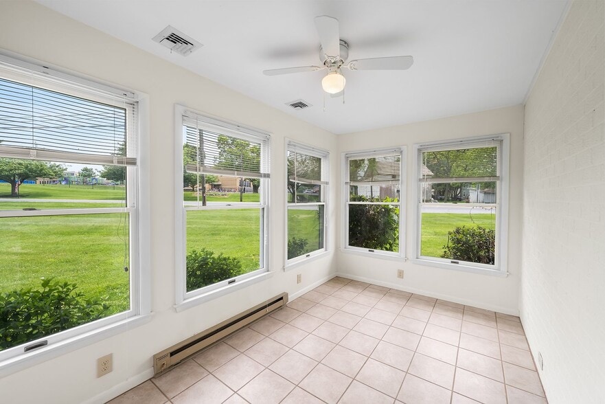 Interior Photo - Neffsville Cottages