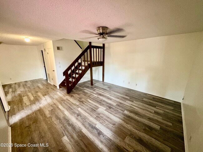 Building Photo - 8789 Live Oak Ct