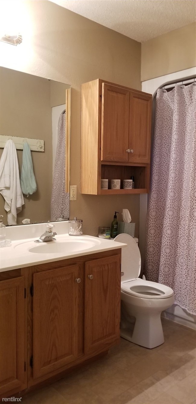Building Photo - 3 br, 2 bath Condo - 313 Hannah Dr