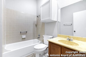 Building Photo - 3951 Chimney Springs Dr