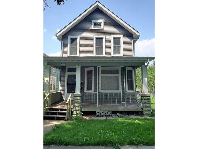 Primary Photo - 1133 Beech St