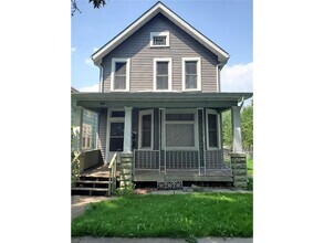 Building Photo - 1133 Beech St
