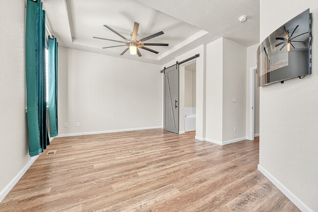 Building Photo - $2,699 - 2 Bed, 2.5 Bath Condo in Centenni...