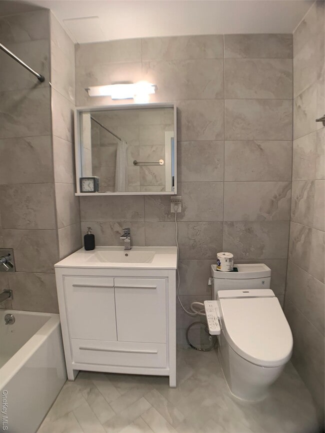 Building Photo - 109-19 72nd Rd