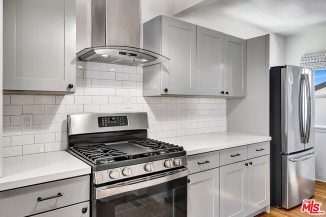 Building Photo - 10509 Wilsey Ave