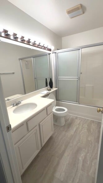 Building Photo - 2307 Ternberry Ct