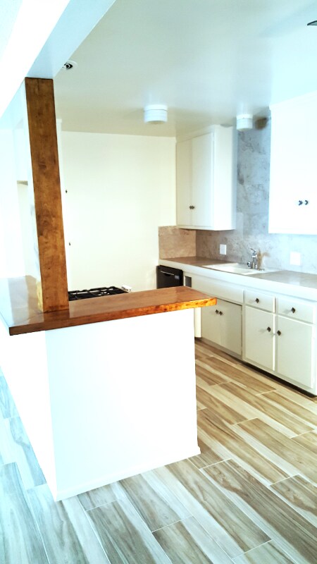 Building Photo - 1150 Manhattan Beach Blvd