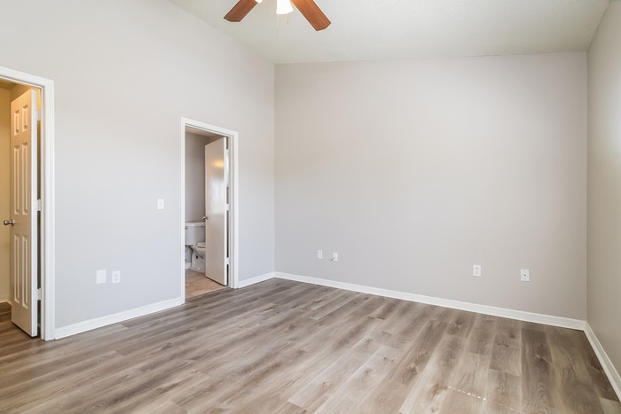 Building Photo - 2344 Cordova Ct