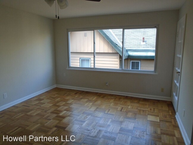 Building Photo - 2521 Hackberry St