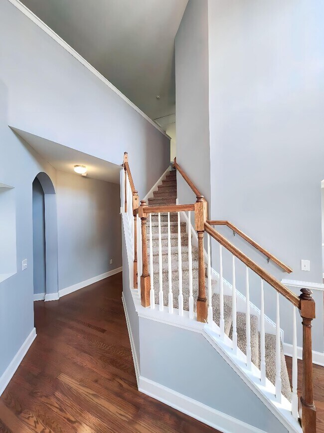 Building Photo - 3400 Picket Fence Ln