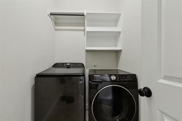 Building Photo - 2224 Dyson St