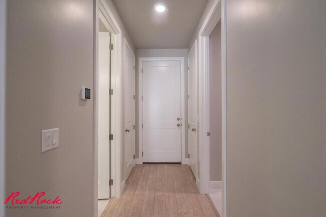 Building Photo - Welcome to Your Dream Home!